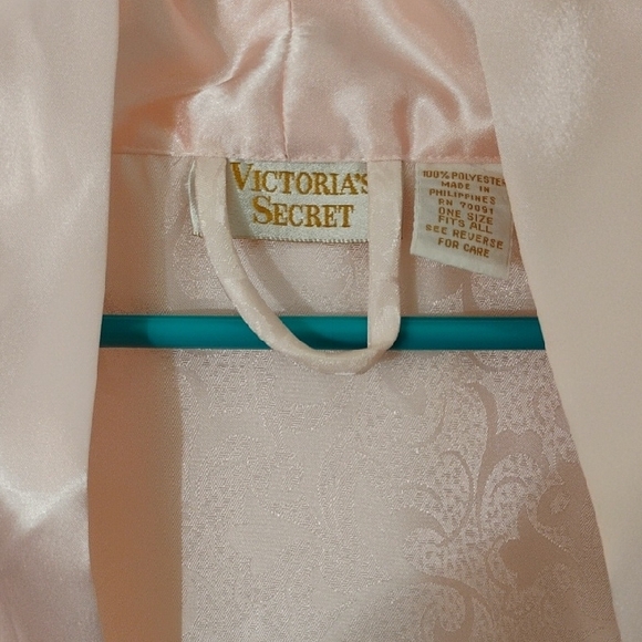 Victoria's Secret Vintage Blush Satin Robe - Picture 2 of 5